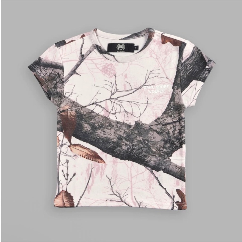 DARC SPORT WOLVES "BABY" TEE IN BROWN/LIGHT PINK MAUVE WOODLAND CAMO